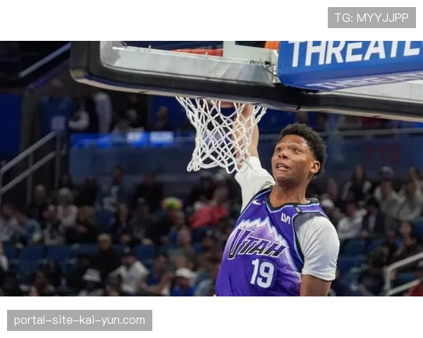 掘金128-125险胜爵士 穆雷45分封神终结球队连败困境